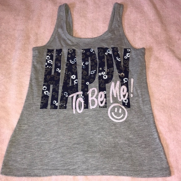 3 Tank Tops - Picture 6 of 7